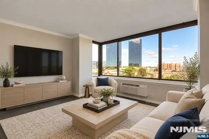 100 Old Palisade Rd #2013 - Fort Lee, NJ | Rent.