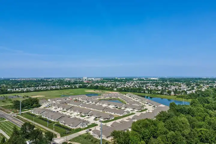 Redwood Galloway - 280 Alton Darby Creek Rd - Galloway, OH | Rent.