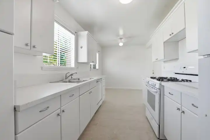 38860 Deer Run Rd - Palmdale, CA | Rent.