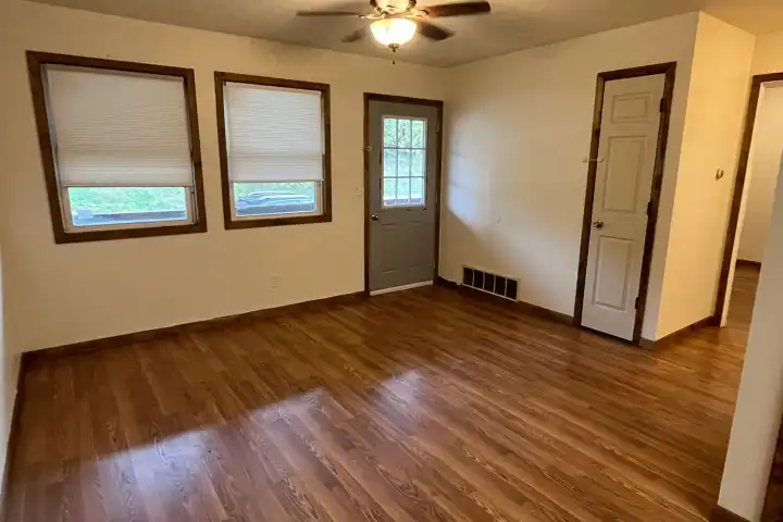 532 Jefferson St - Mauston, WI | Rent.