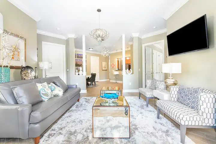 MAA Enclave - 710 E 7th St - Charlotte, NC | Rent.