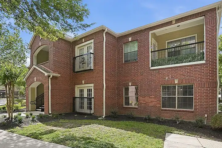 Hawthorne Ridge - 3300 N Loop 336 W - Conroe, TX | Rent.