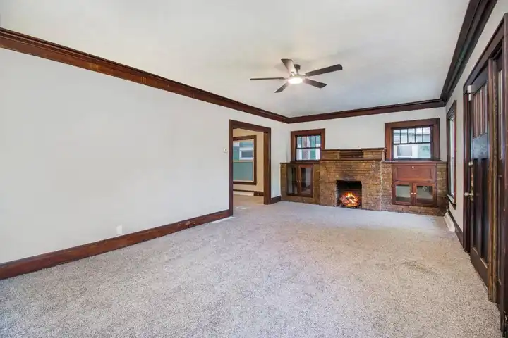 11 S Broad St - Battle Creek, MI | Rent.