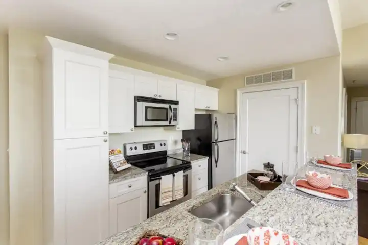 230-38 N 21st St #1006 - Philadelphia, PA | Rent.