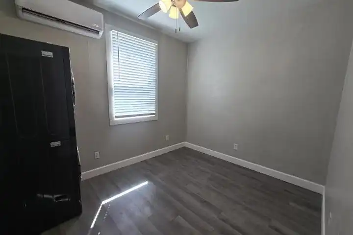 614 35th St - Galveston, TX | Rent.