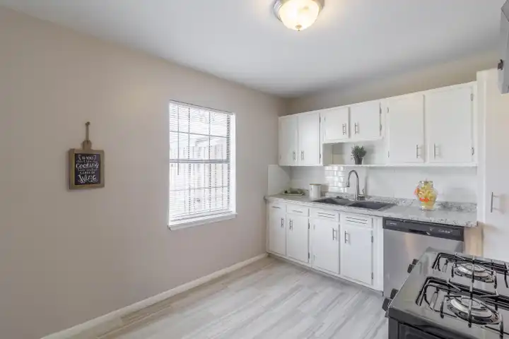 313 Evans St - Angleton, TX | Rent.
