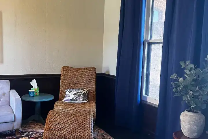 118 W Monroe St unit 2-1 - Delphi, IN | Rent.