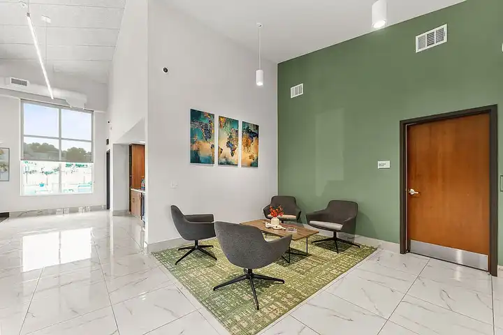 Lofts at Fox Ridge - 200 N Foxridge Dr - Raymore, MO | Rent.