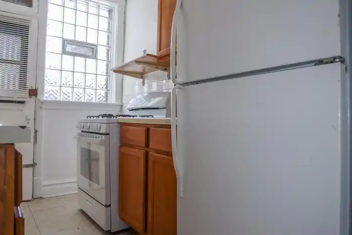 4441 N Damen Ave - Chicago, IL | Rent.