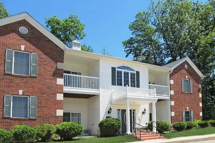 Forest Ridge - 790 S Basswood Dr - Bloomington, IN | Rent.