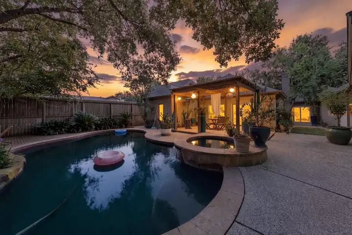 11807 Carriage Hill Dr - Houston, TX | Rent.