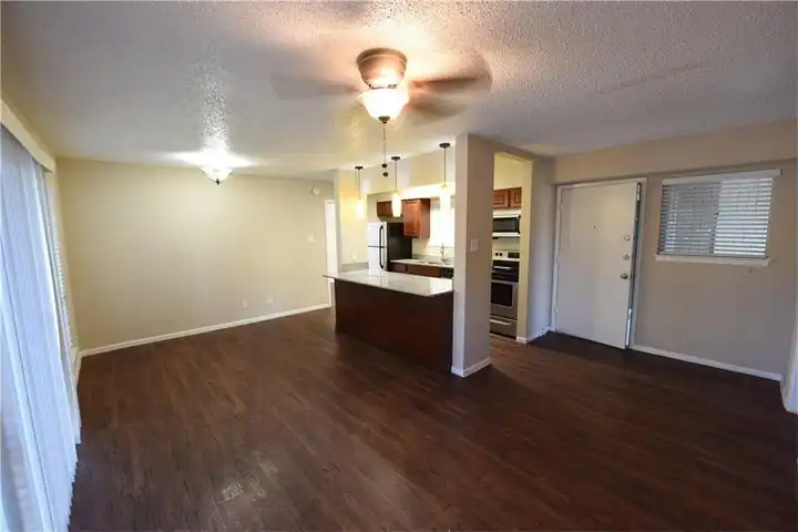 2833 Kings Rd #101 - Dallas, TX | Rent.
