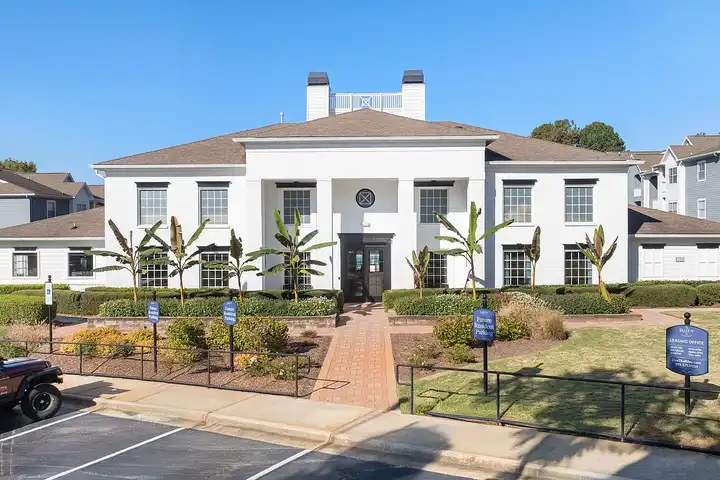 The Riley - 4800 Waterford Point Dr - Raleigh, NC | Rent.