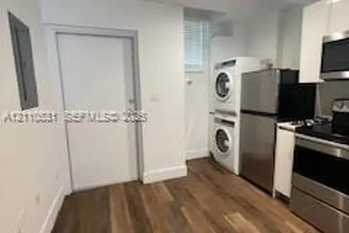 141 NW 16th Ave unit 4 - Miami, FL | Rent.
