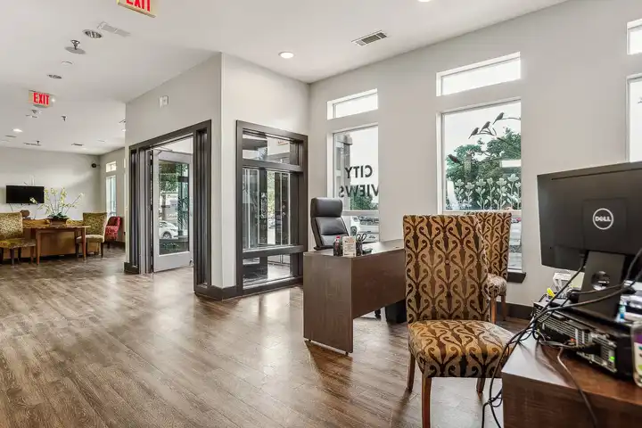 Providence Mockingbird - 1853 W Mockingbird Ln - Dallas, TX | Rent.