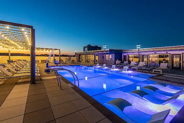 Allegro - 15750 Spectrum Dr - Addison, TX | Rent.