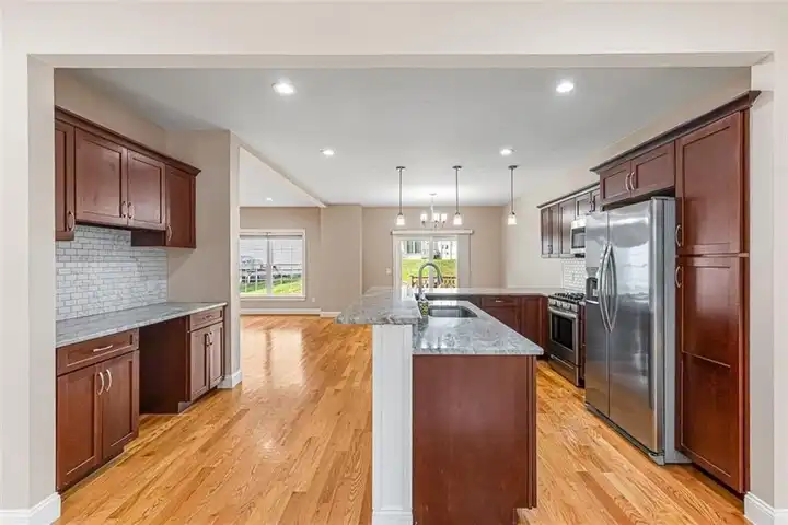 102 Hunting Hill Dr - Cumberland, RI | Rent.