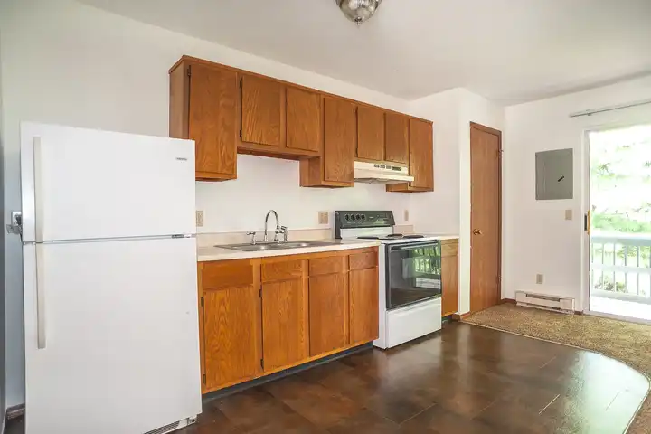 Northgate Apartments - 652 Northgate Cir - Rochester, IN | Rent.