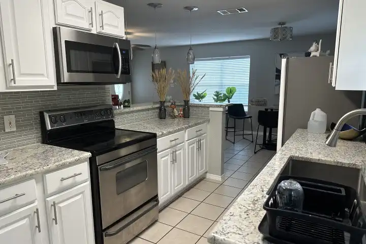 420 Canyon Edge - Canyon Lake, TX | Rent.