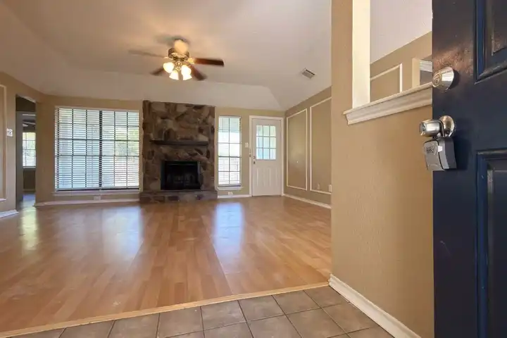 7213 Colgate Ln - Rowlett, TX | Rent.
