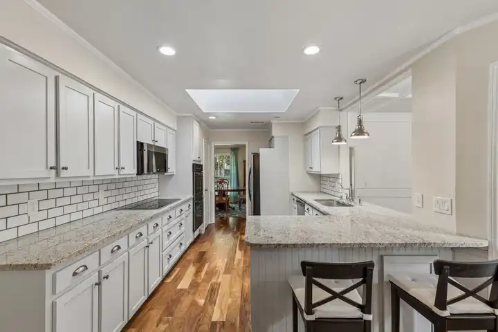 6611 Elvedon Dr - Dallas, TX | Rent.