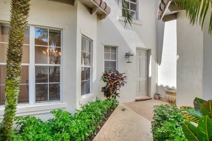 2526 NW 52nd St - Boca Raton, FL | Rent.