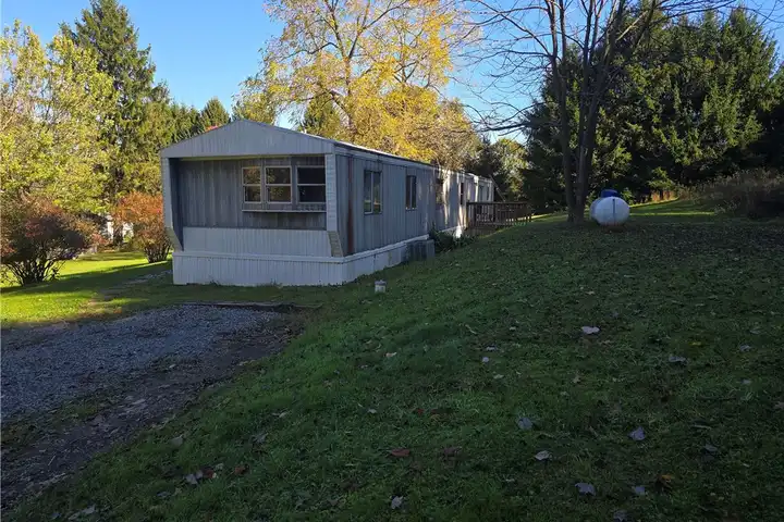 110 W Liberty Rd - Slippery Rock, PA | Rent.
