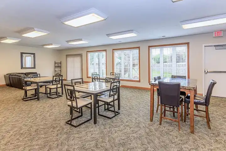 Springhill Ridge Apartments - 15735 Rosewood St - Omaha, NE | Rent.