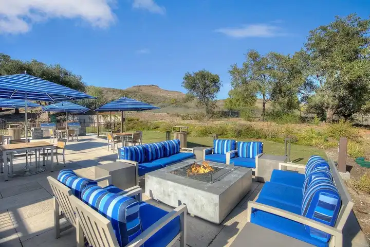 Sofi at Wood Ranch - 241 Country Club Dr - Simi Valley, CA | Rent.