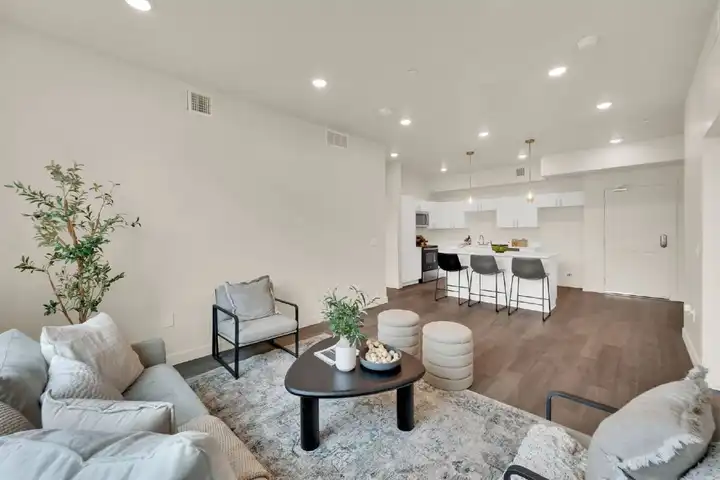 155 E 900 S St unit 307 - Ogden, UT | Rent.