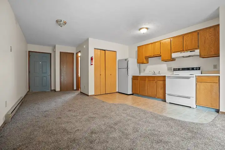 Northgate Apartments - 652 Northgate Cir - Rochester, IN | Rent.