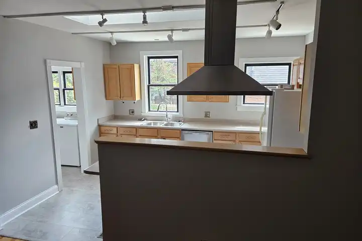 35 E Hoster St - Columbus, OH | Rent.