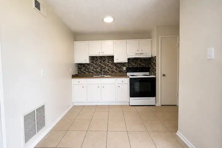 Parkview Apartments Midtown - 350 Stanton Rd - Mobile, AL | Rent.