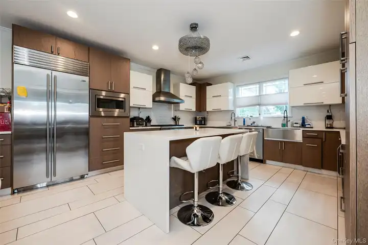 1471 Bay Blvd - Atlantic Beach, NY | Rent.