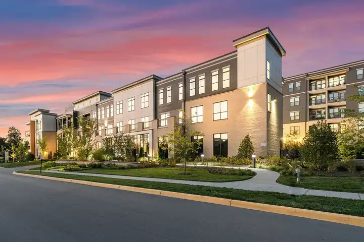 The Flats at Springhurst Apartments of Louisville - 4201 Simcoe Ln ...