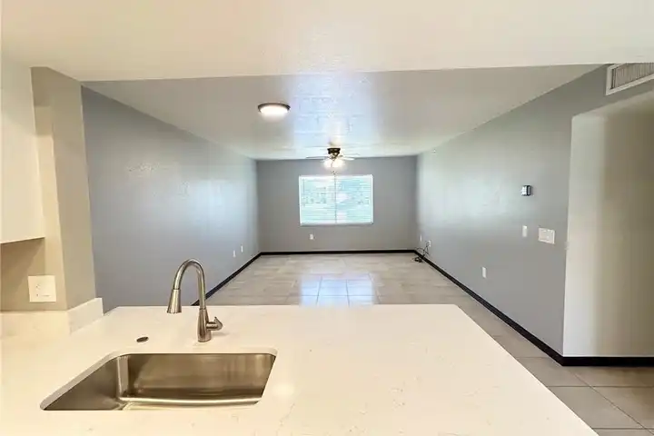 8284 Key Royal Cir #1323 - Naples, FL | Rent.