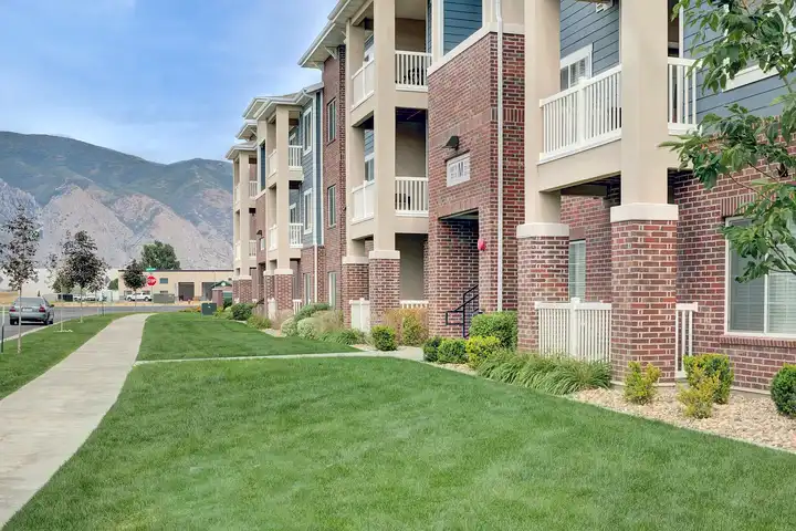 Outlook Apartments - 664 S 2600 W - Springville, UT | Rent.