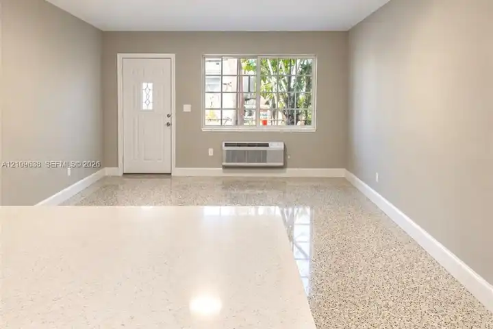 1237 NW 5th St unit 1 - Miami, FL | Rent.