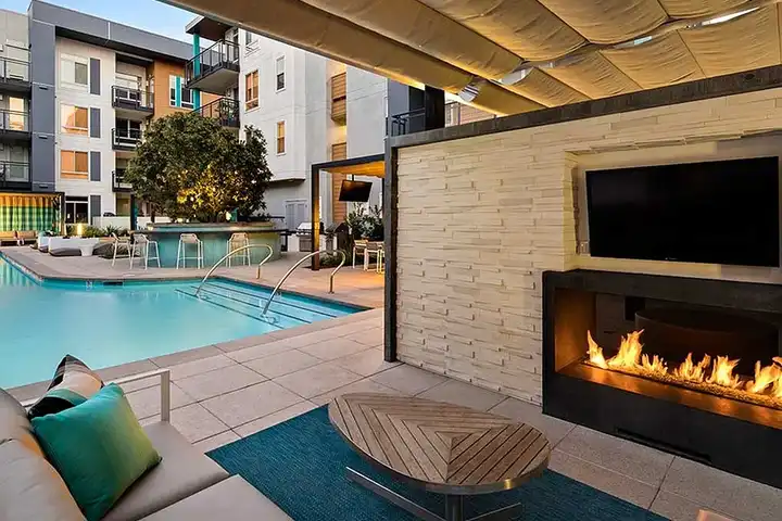 AMLI Uptown Orange - 385 S Manchester Ave - Orange, CA | Rent.