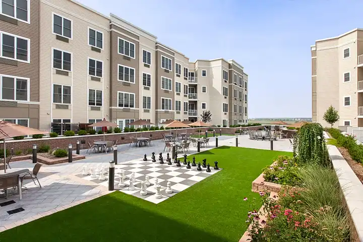 The Monarch - 100-120 Schindler Ct - East Rutherford, NJ | Rent.