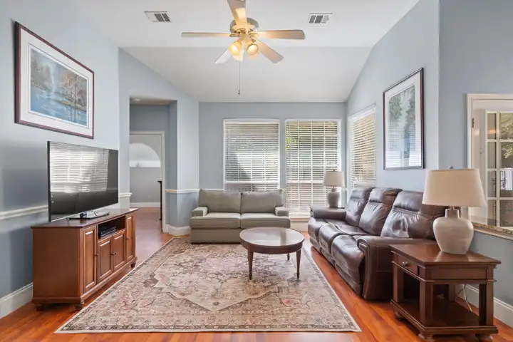 301 N Rainbow Bridge - Cedar Park, TX | Rent.