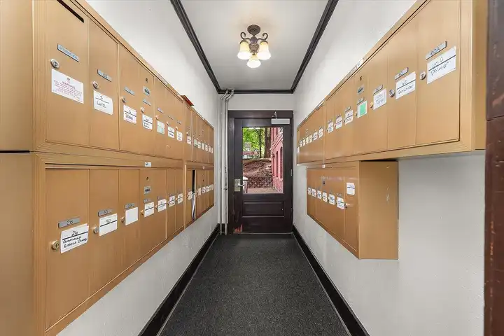 The Breslin - 729 S Bernard St - Spokane, WA | Rent.
