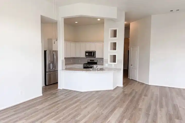 9605 Blue Bonnet Dr - Texas City, TX | Rent.