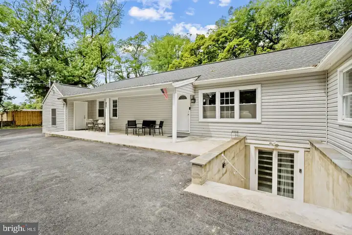 13416 Clifton Rd - Silver Spring, MD | Rent.