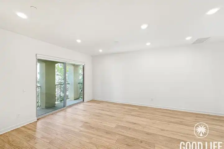 Apartments for Rent at 4366 Pacifica Way