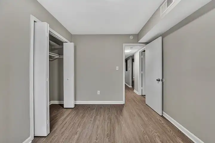 Flats at Glade Creek - 220 8th St - Vinton, VA | Rent.