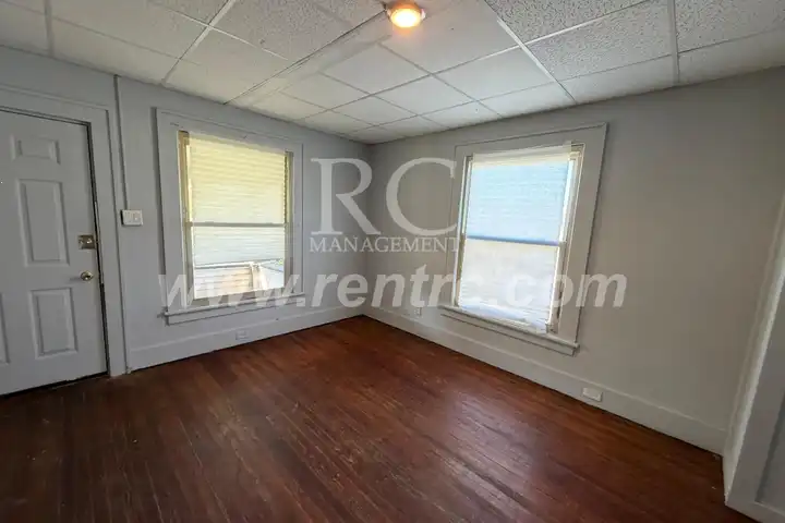 19 S Griffin St - Danville, IL | Rent.