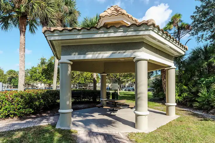 San Merano at Mirasol - 100 Portofino Dr - Palm Beach Gardens, FL | Rent.