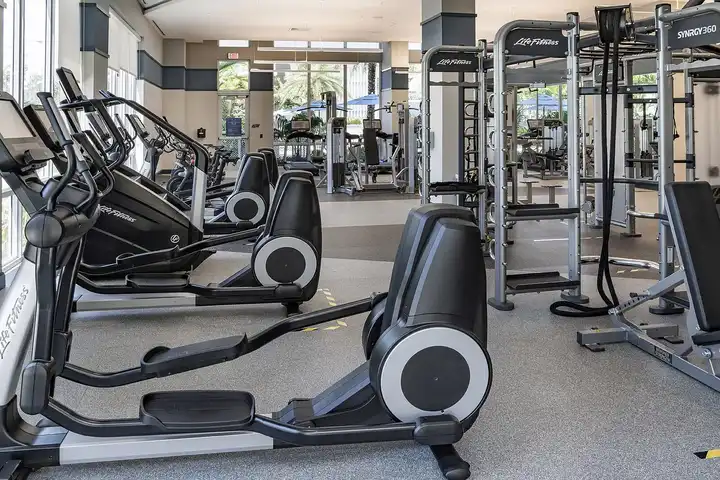 Blu27 at Edgewater - 2701 Biscayne Blvd - Miami, FL | Rent.