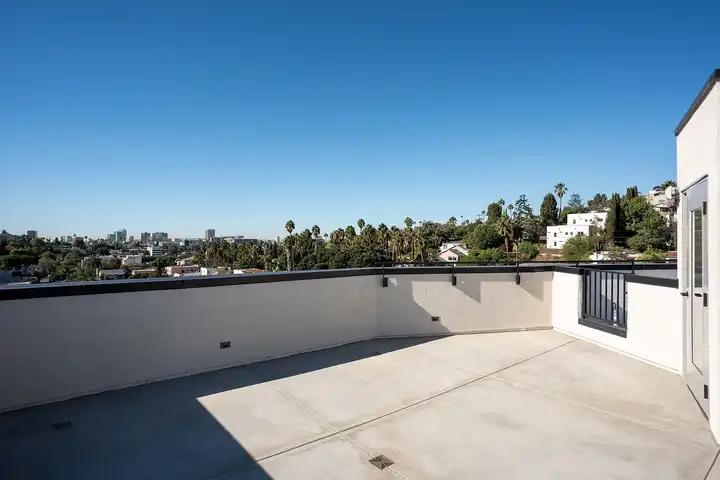 Mysa - 3004 W Sunset Blvd - Los Angeles, CA | Rent.
